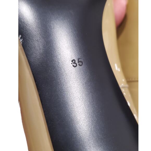 Christine Shell Patent Leather Tan Buckle Heels Size 35 EU (5 US) - Picture 8 of 9